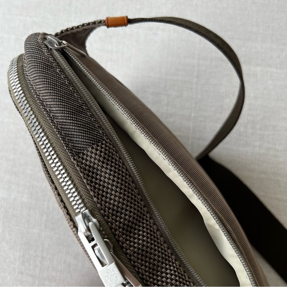 LOUIS VUITTON Damier Geant Archer Terre - Picture 8 of 9